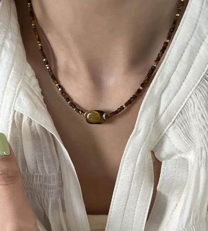 Tiger Eye Pattern Sugar Cube Beaded Necklace for Women – Coffee Brown Jewelry