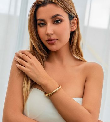Curved Glossy Geometric Bracelet